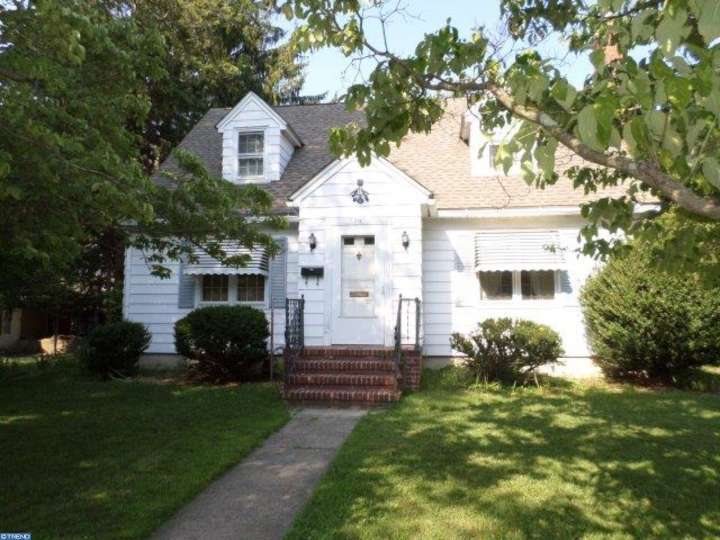 715 Fairview Ave, Dover, DE 19904 photo 1