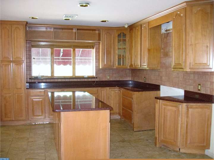 76 Greentree Rd, Marlton, NJ 08053 photo 9