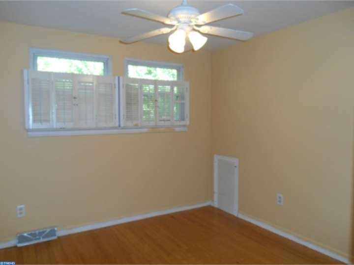 14 Baron Ave, Marlton, NJ 08053 photo 14
