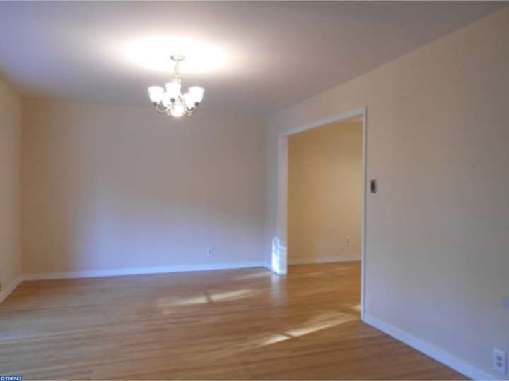 14 Baron Ave, Marlton, NJ 08053 photo 7