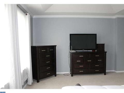 736 Timberlake Dr, Ewing, NJ 08618 photo 10