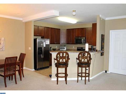 736 Timberlake Dr, Ewing, NJ 08618 photo 5