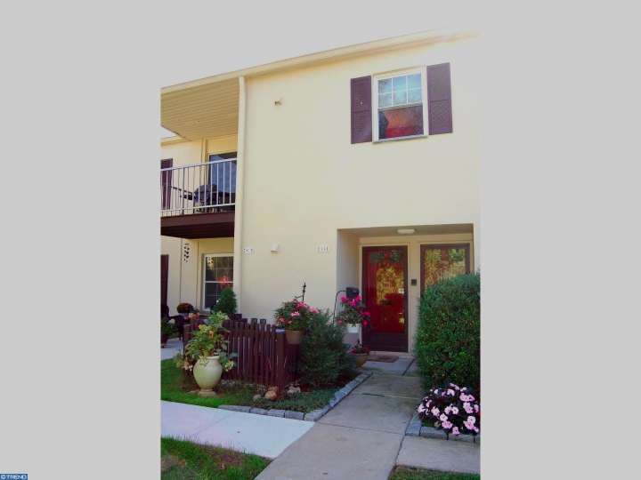 435 Old Forge Xing, Devon, PA 19333 photo 1