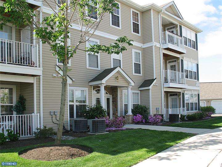 44 Kyle Way, Ewing, NJ 08628 photo 1