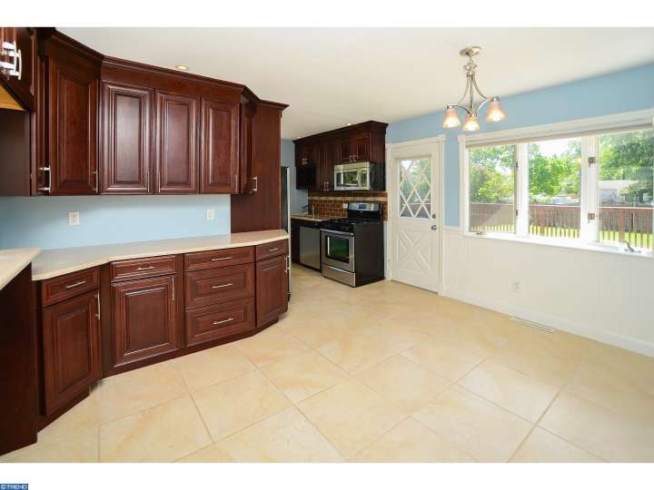2 King Ave, Marlton, NJ 08053 photo 4