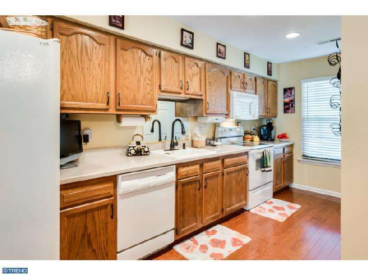 36 E Oleander Dr, Mount Laurel, NJ 08054 photo 9