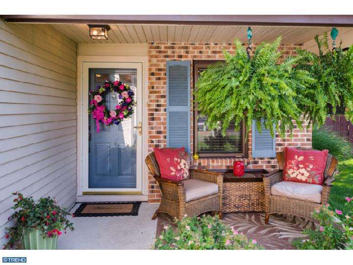 36 E Oleander Dr, Mount Laurel, NJ 08054 photo 3