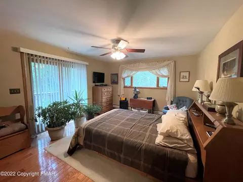 145 Ruffed Grouse Rd, Bushkill, PA 18324 photo 8
