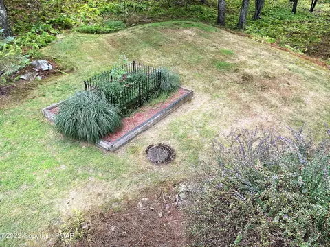 145 Ruffed Grouse Rd, Bushkill, PA 18324 photo 18