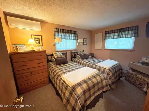 145 Ruffed Grouse Rd, Bushkill, PA 18324 photo 11