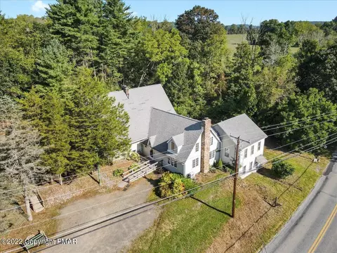 646 Pohopoco Dr, Lehighton, PA 18235