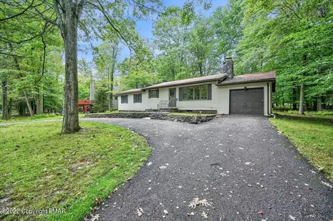 185 Selig Rd, Pocono Lake, PA 18347