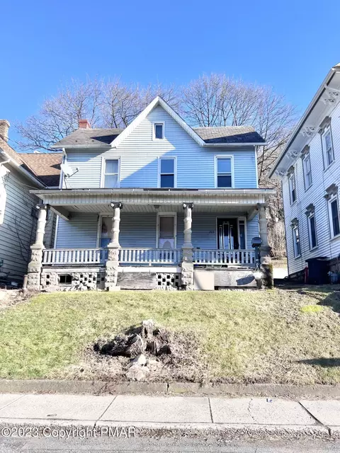 263 S Main St, Bangor, PA 18013