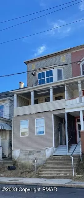 306 E Bertsch St, Lansford, PA 18232