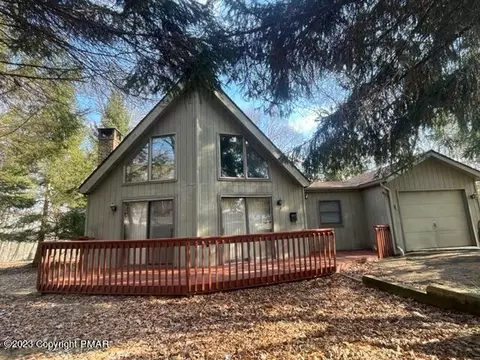 290 Pocono Blvd, Bushkill, PA 18324