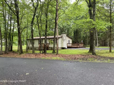 38 Hugo Dr, Albrightsville, PA 18210