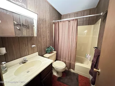 5790 Decker Rd, Bushkill, PA 18324 photo 34