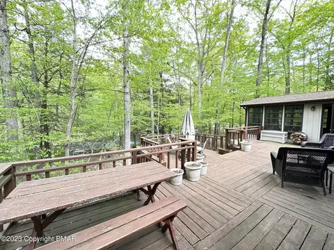 5790 Decker Rd, Bushkill, PA 18324 photo 7
