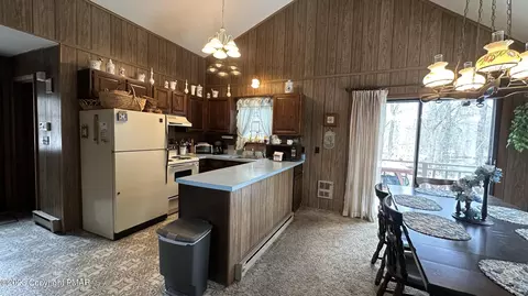 5790 Decker Rd, Bushkill, PA 18324 photo 10