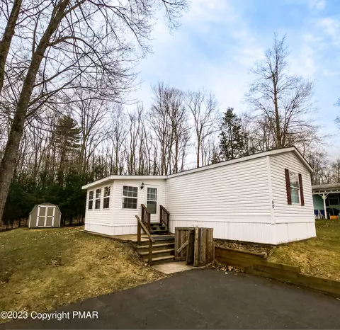 40 Valley Gorge Mhp, White Haven, PA 18661