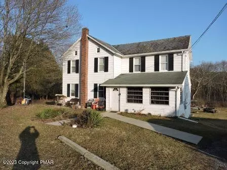 226 Lower Middle Creek Rd, Kunkletown, PA 18058