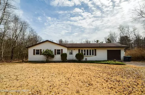 284 Kuhenbeaker Rd, Blakeslee, PA 18610