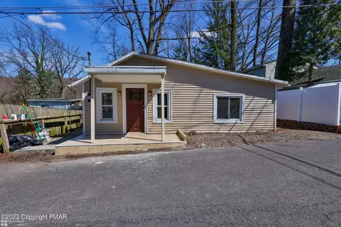 2829 Buttonwood St, Allentown, PA 18103