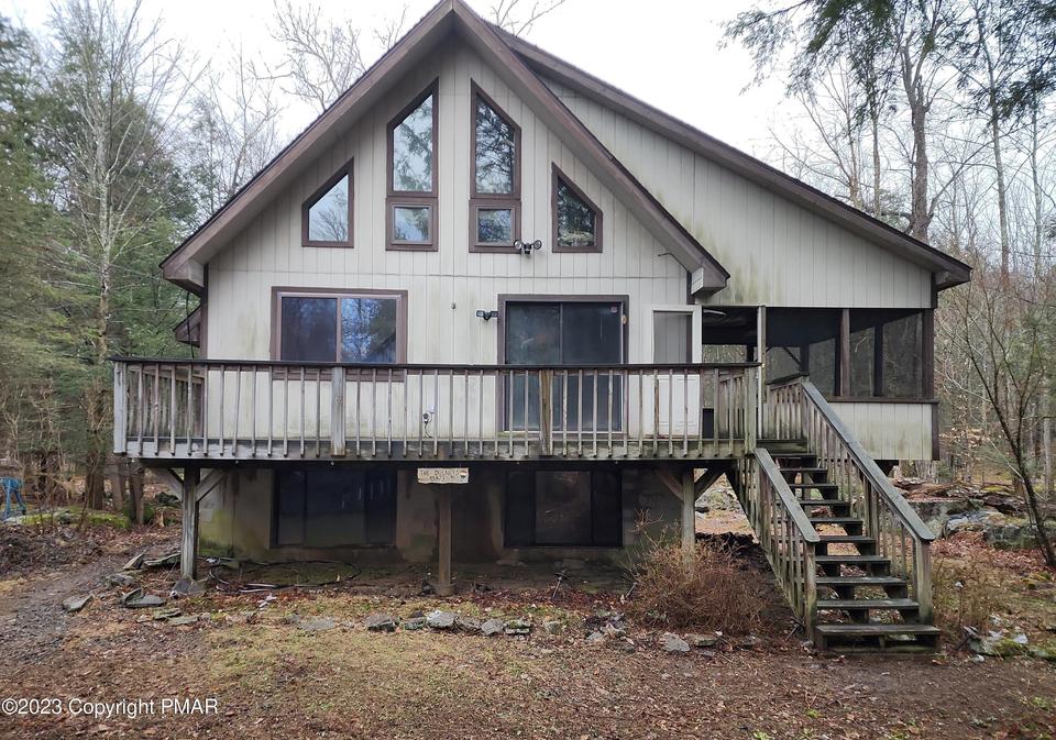 3873 Applegate Rd, Lake Ariel, PA 18436