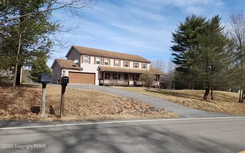 108 Marcelle Ter, Tannersville, PA 18372