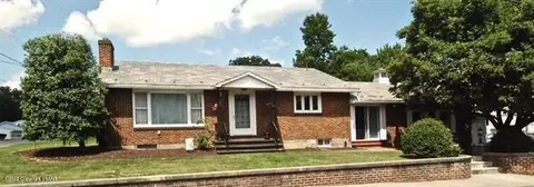 303 N 9th St, Bangor, PA 18013