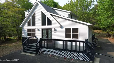 565 Old Stage Rd, Albrightsville, PA 18210