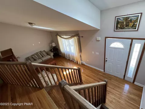 1042 Bear Dr, Bushkill, PA 18324 photo 23