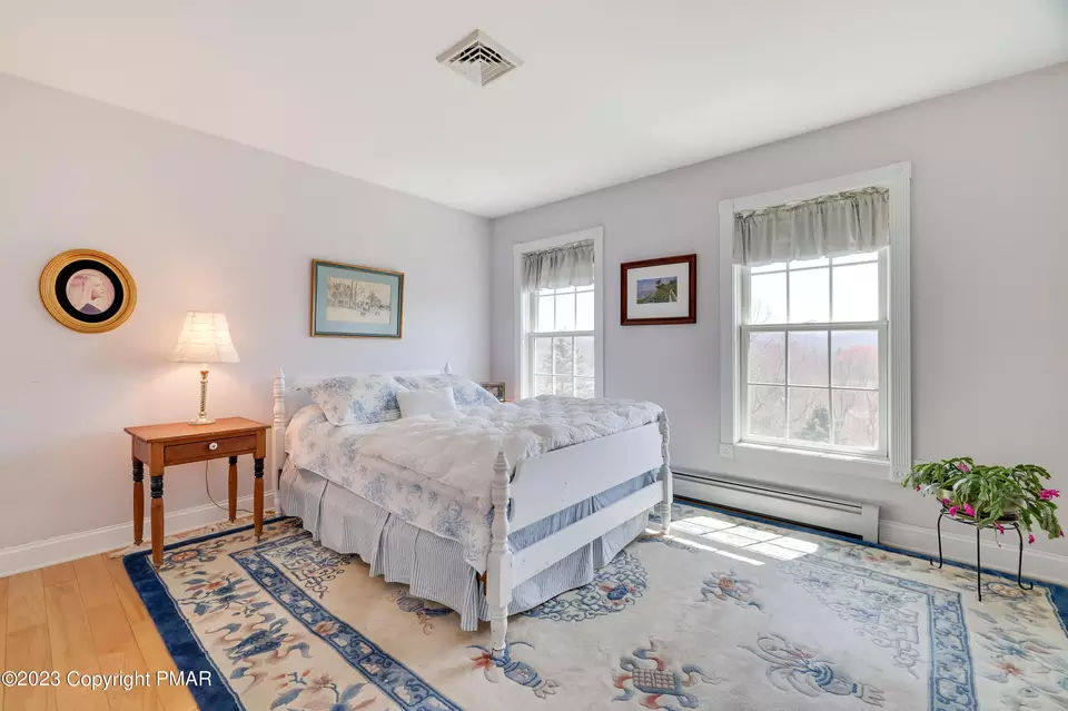  117 Old Kettle Ct, Stroudsburg, PA 18360 photo 41