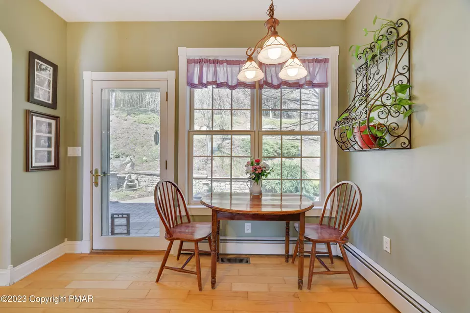  117 Old Kettle Ct, Stroudsburg, PA 18360 photo 18