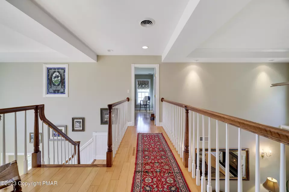  117 Old Kettle Ct, Stroudsburg, PA 18360 photo 32
