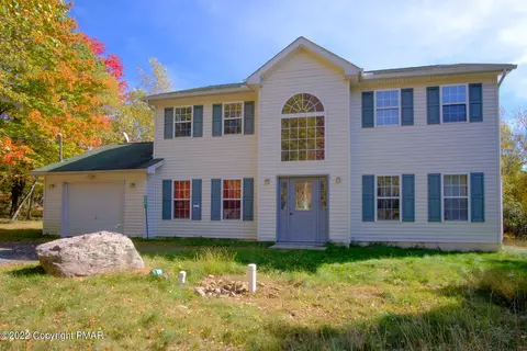 112 Lower Notch Rd, Albrightsville, PA 18210
