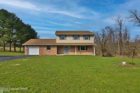 141 Tittle Rd, Saylorsburg, PA 18353
