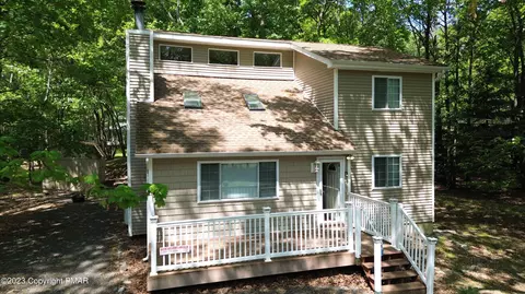 117 Keats Ln, Albrightsville, PA 18210