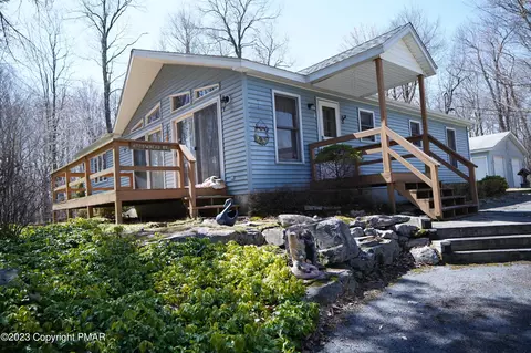 100 Logger Rd, Canadensis, PA 18325