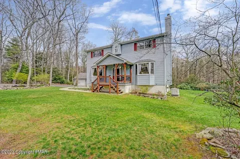 748 Dotters Corner Rd, Kunkletown, PA 18058