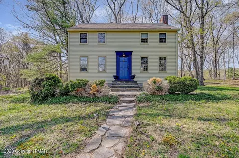 116 Ridge Farm Rd, East Stroudsburg, PA 18301