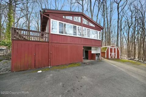 126 Buttercup Ter, Milford, PA 18337
