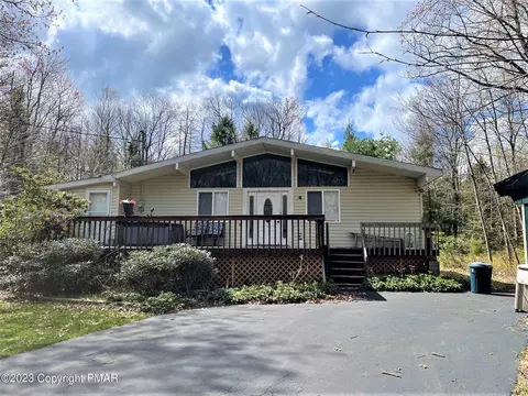 62 Aspen Dr, Jim Thorpe, PA 18229