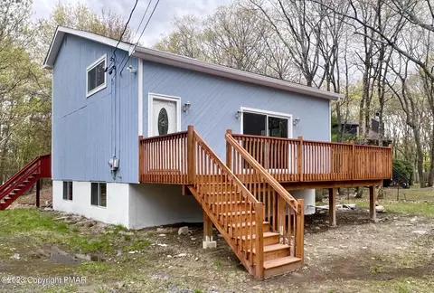 112 Huffman Cir, Bushkill, PA 18324