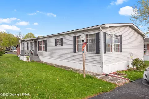 150 Bentwood Cir, Bath, PA 18014