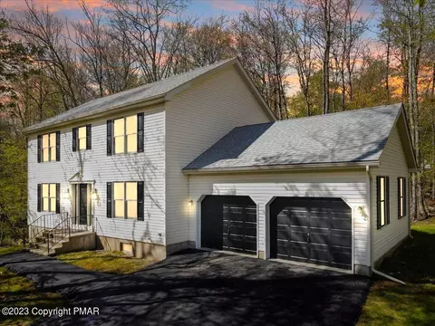12308 Havenwood Dr, East Stroudsburg, PA 18302