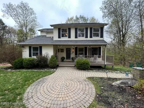 447 Ridge Rd, Stroudsburg, PA 18360