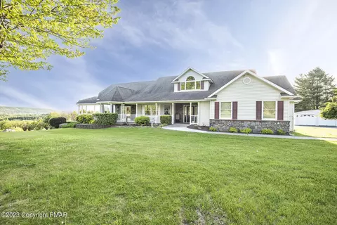 260 Kennel Rd, Saylorsburg, PA 18353
