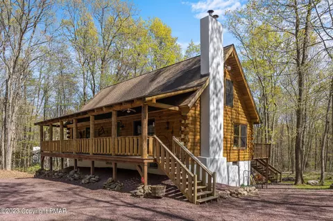 45 Game Dr, White Haven, PA 18661