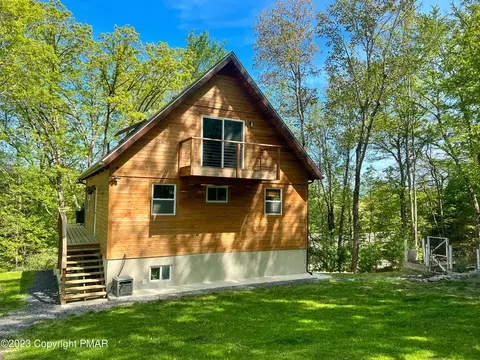 119 Abbey Ln, East Stroudsburg, PA 18302